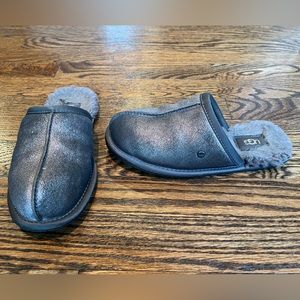 Ugg Slippers Pearle Sparkle Size 6